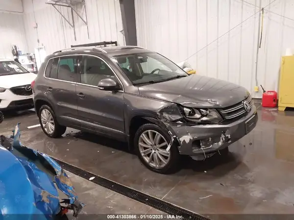 WVGBV7AX3GW507850 2016 VOLKSWAGEN TIGUAN - Image 1