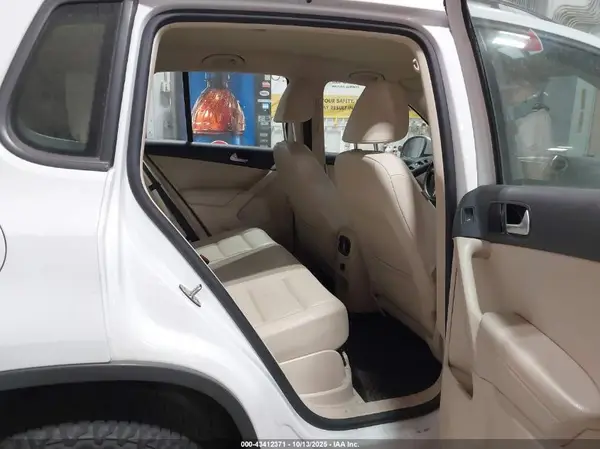 WVGBV7AX3GW526267 2016 VOLKSWAGEN TIGUAN - Image 8