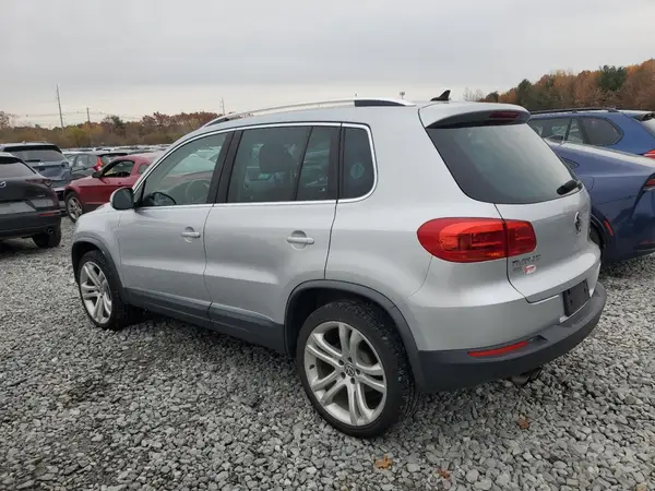 WVGBV7AX3GW530058 2016 VOLKSWAGEN TIGUAN - Image 2