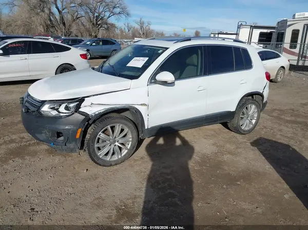 WVGBV7AX3GW541688 2016 VOLKSWAGEN TIGUAN - Image 2