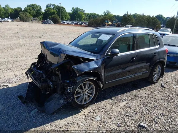 WVGBV7AX3GW581849 2016 VOLKSWAGEN TIGUAN - Image 2