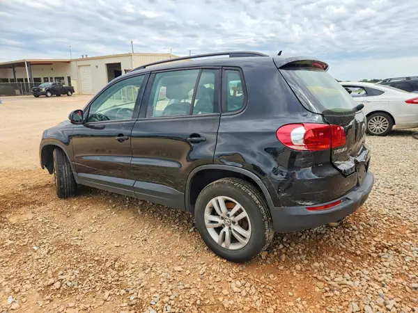 WVGBV7AX3GW583486 2016 VOLKSWAGEN TIGUAN - Image 2