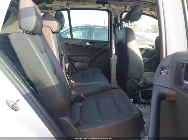 WVGBV7AX3GW584010 2016 VOLKSWAGEN TIGUAN - Image 8
