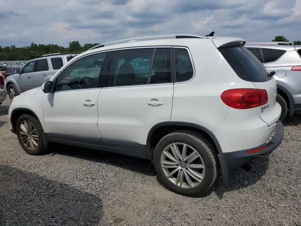 WVGBV7AX3GW605454 2016 VOLKSWAGEN TIGUAN - Image 2