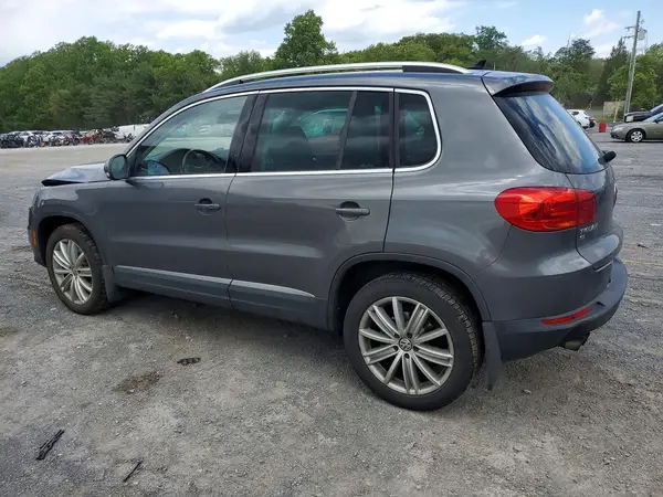 WVGBV7AX3GW611657 2016 VOLKSWAGEN TIGUAN - Image 2
