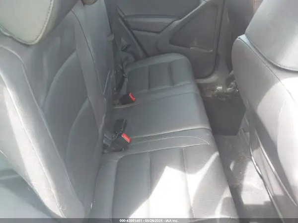 WVGBV7AX3GW615028 2016 VOLKSWAGEN TIGUAN - Image 8