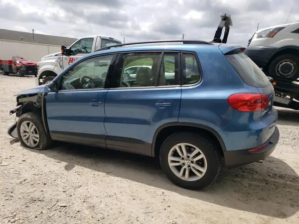 WVGBV7AX3HK006014 2017 VOLKSWAGEN TIGUAN - Image 2
