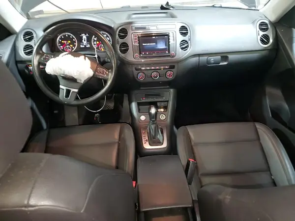 WVGBV7AX3HK009785 2017 VOLKSWAGEN TIGUAN - Image 8
