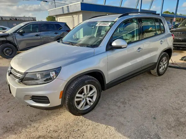 WVGBV7AX3HK010550 2017 VOLKSWAGEN TIGUAN - Image 1