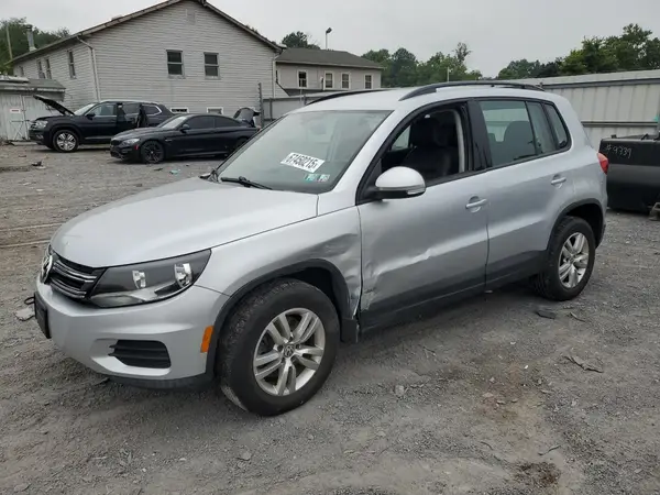 WVGBV7AX3HK011472 2017 VOLKSWAGEN TIGUAN - Image 1