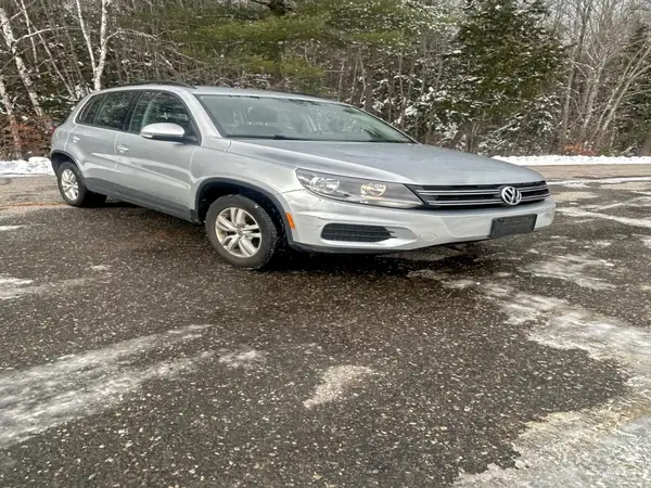 WVGBV7AX3HK013223 2017 VOLKSWAGEN TIGUAN - Image 1