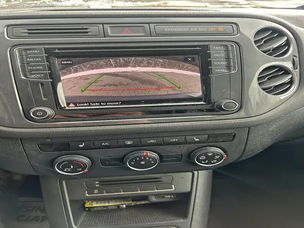 WVGBV7AX3HK013223 2017 VOLKSWAGEN TIGUAN - Image 8