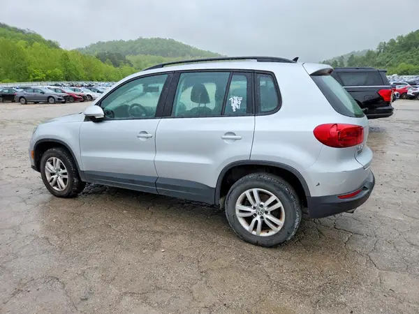 WVGBV7AX3HK013626 2017 VOLKSWAGEN TIGUAN - Image 2