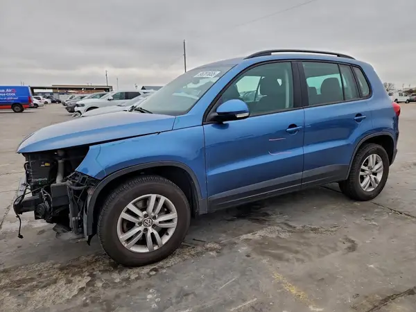 WVGBV7AX3HK015070 2017 VOLKSWAGEN TIGUAN - Image 1
