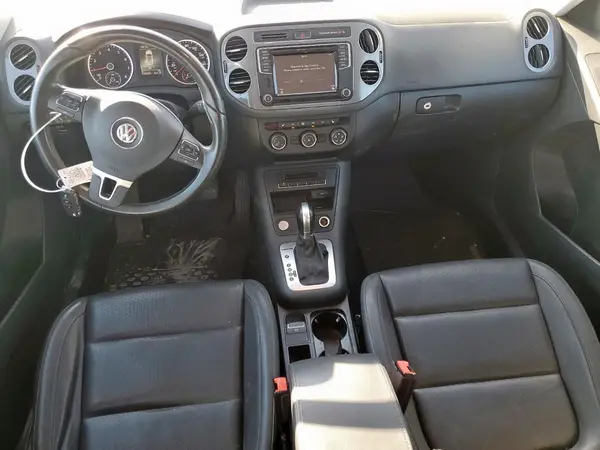 WVGBV7AX3HK023234 2017 VOLKSWAGEN TIGUAN - Image 8