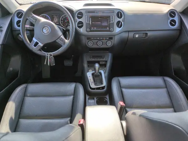 WVGBV7AX3HK027834 2017 VOLKSWAGEN TIGUAN - Image 8