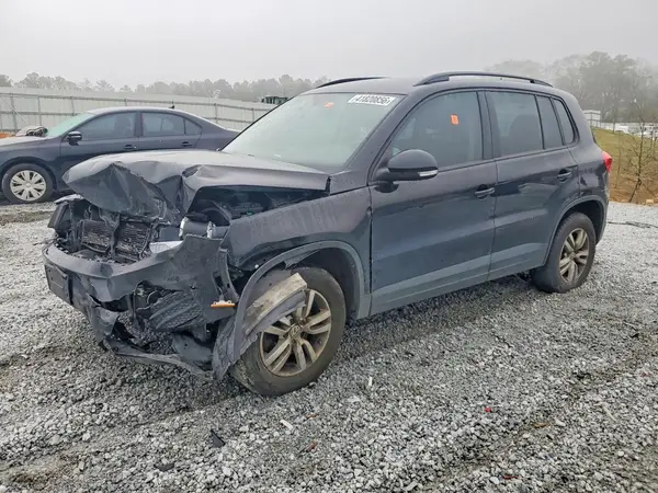 WVGBV7AX3HK040437 2017 VOLKSWAGEN TIGUAN - Image 1