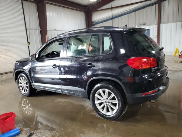 WVGBV7AX3HK049266 2017 VOLKSWAGEN TIGUAN - Image 2
