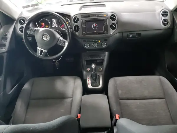 WVGBV7AX3HK049266 2017 VOLKSWAGEN TIGUAN - Image 8