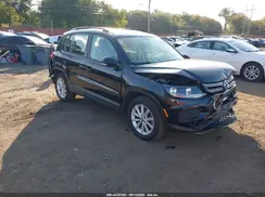 WVGBV7AX3HK049302 2017 VOLKSWAGEN TIGUAN