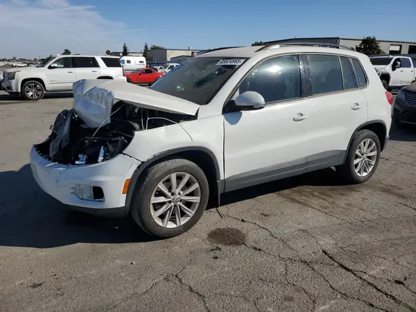 WVGBV7AX3HK051986 2017 VOLKSWAGEN TIGUAN - Image 1