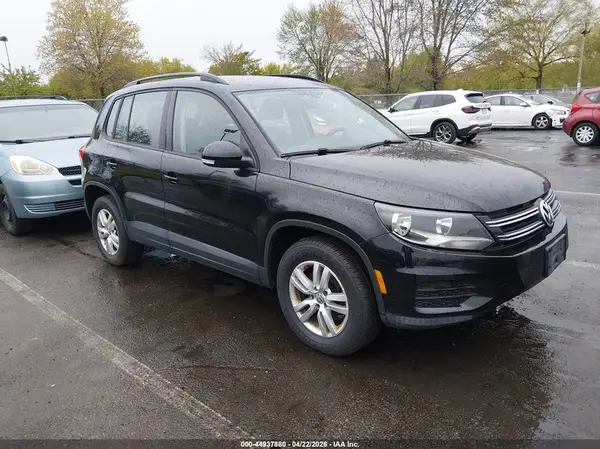 WVGBV7AX3HW500351 2017 VOLKSWAGEN TIGUAN - Image 1