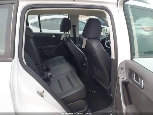 WVGBV7AX4GW018731 2016 VOLKSWAGEN TIGUAN - Image 8