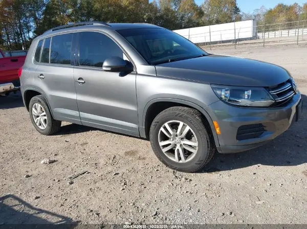 WVGBV7AX4GW028594 2016 VOLKSWAGEN TIGUAN - Image 1