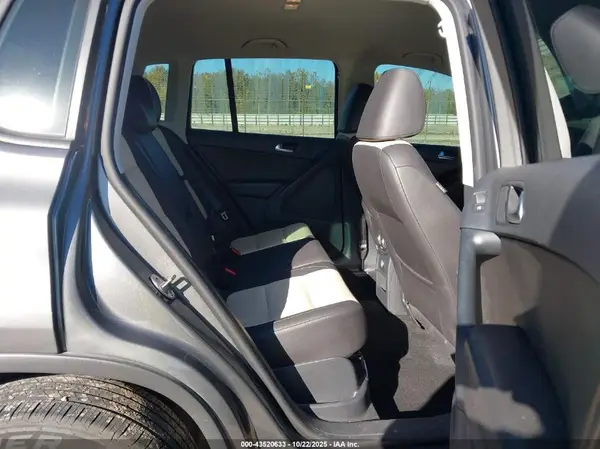 WVGBV7AX4GW028594 2016 VOLKSWAGEN TIGUAN - Image 8