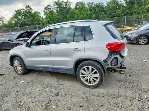 WVGBV7AX4GW519103 2016 VOLKSWAGEN TIGUAN - Image 2