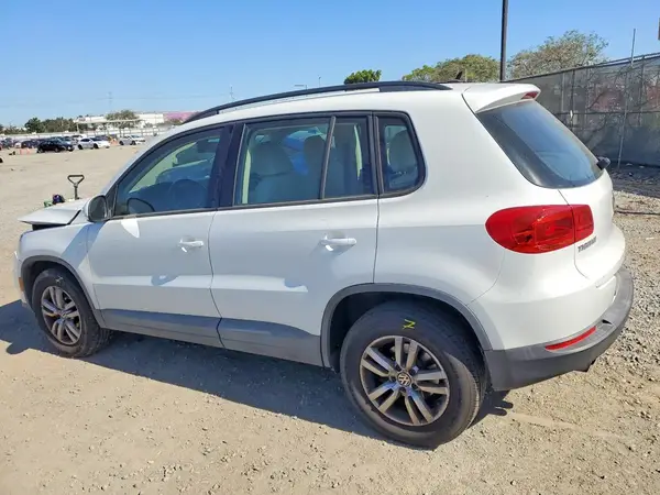 WVGBV7AX4GW520347 2016 VOLKSWAGEN TIGUAN - Image 2