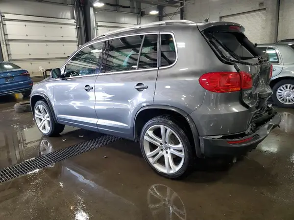WVGBV7AX4GW523880 2016 VOLKSWAGEN TIGUAN - Image 2
