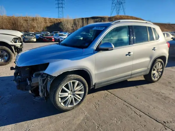 WVGBV7AX4GW523894 2016 VOLKSWAGEN TIGUAN - Image 1