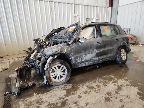 WVGBV7AX4GW530117 2016 VOLKSWAGEN TIGUAN - Image 1