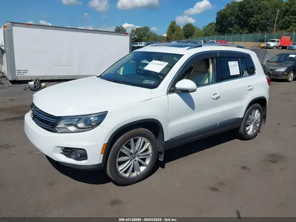 WVGBV7AX4GW553445 2016 VOLKSWAGEN TIGUAN - Image 2