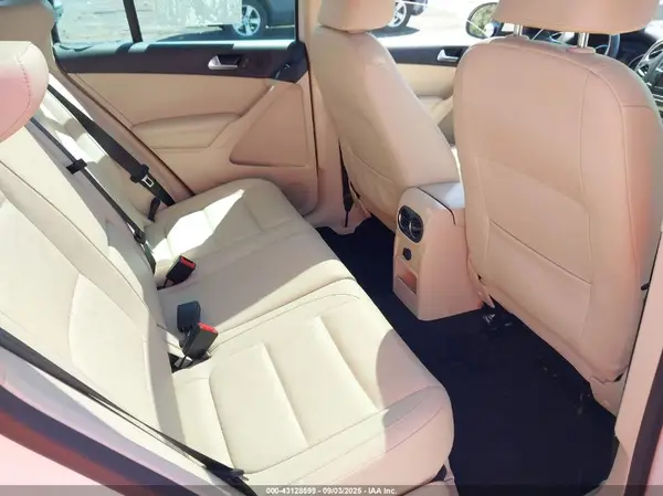 WVGBV7AX4GW553445 2016 VOLKSWAGEN TIGUAN - Image 8