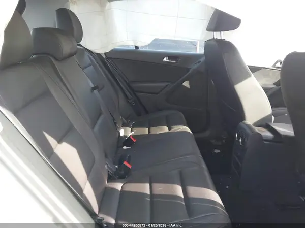 WVGBV7AX4GW580001 2016 VOLKSWAGEN TIGUAN - Image 8