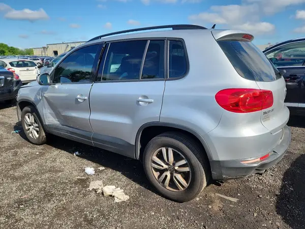 WVGBV7AX4GW589622 2016 VOLKSWAGEN TIGUAN - Image 2