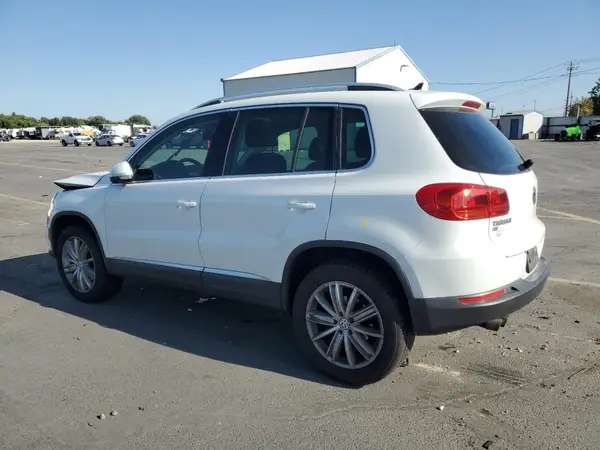 WVGBV7AX4GW604037 2016 VOLKSWAGEN TIGUAN - Image 2