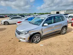 WVGBV7AX4GW607035 2016 VOLKSWAGEN TIGUAN