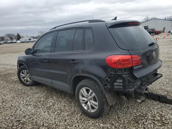 WVGBV7AX4HK000545 2017 VOLKSWAGEN TIGUAN - Image 2