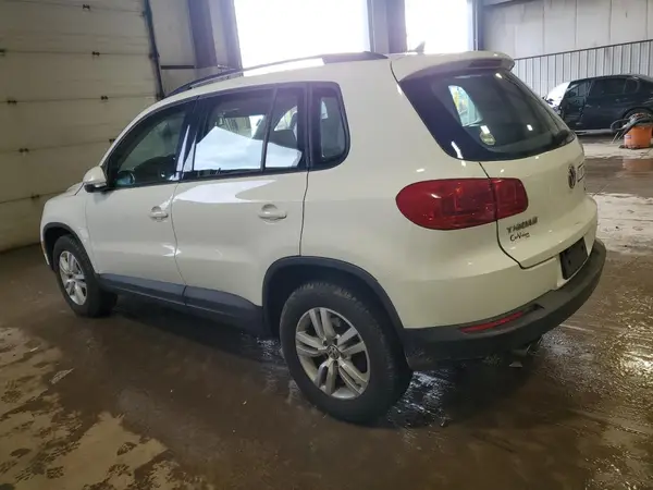 WVGBV7AX4HK001310 2017 VOLKSWAGEN TIGUAN - Image 2