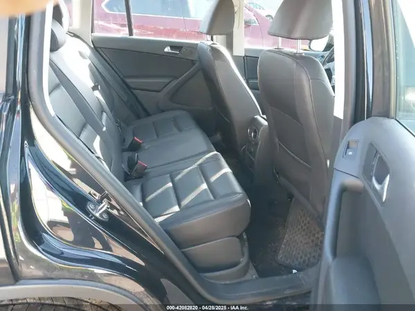 WVGBV7AX4HK014414 2017 VOLKSWAGEN TIGUAN - Image 8