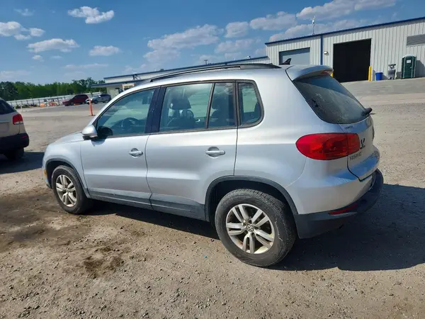 WVGBV7AX4HK026028 2017 VOLKSWAGEN TIGUAN - Image 2