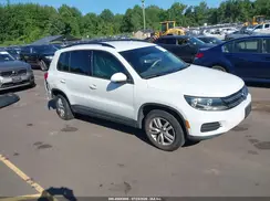 WVGBV7AX4HK031942 2017 VOLKSWAGEN TIGUAN