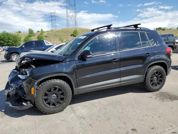 WVGBV7AX4HK038552 2017 VOLKSWAGEN TIGUAN - Image 1