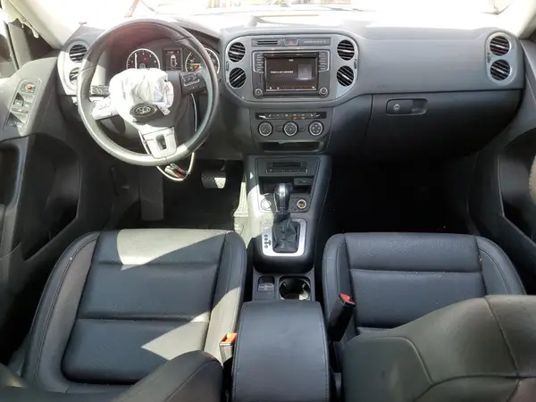 WVGBV7AX4HK038552 2017 VOLKSWAGEN TIGUAN - Image 8