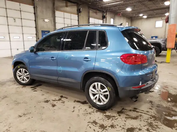 WVGBV7AX4HK039281 2017 VOLKSWAGEN TIGUAN - Image 2
