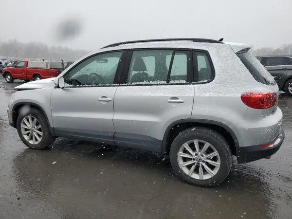 WVGBV7AX4HK046098 2017 VOLKSWAGEN TIGUAN - Image 2