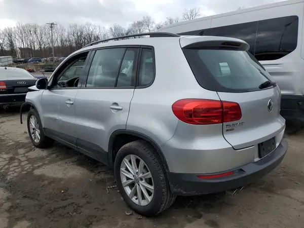 WVGBV7AX4HK048000 2017 VOLKSWAGEN TIGUAN - Image 2